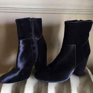 Blue velvet booties by Nine West